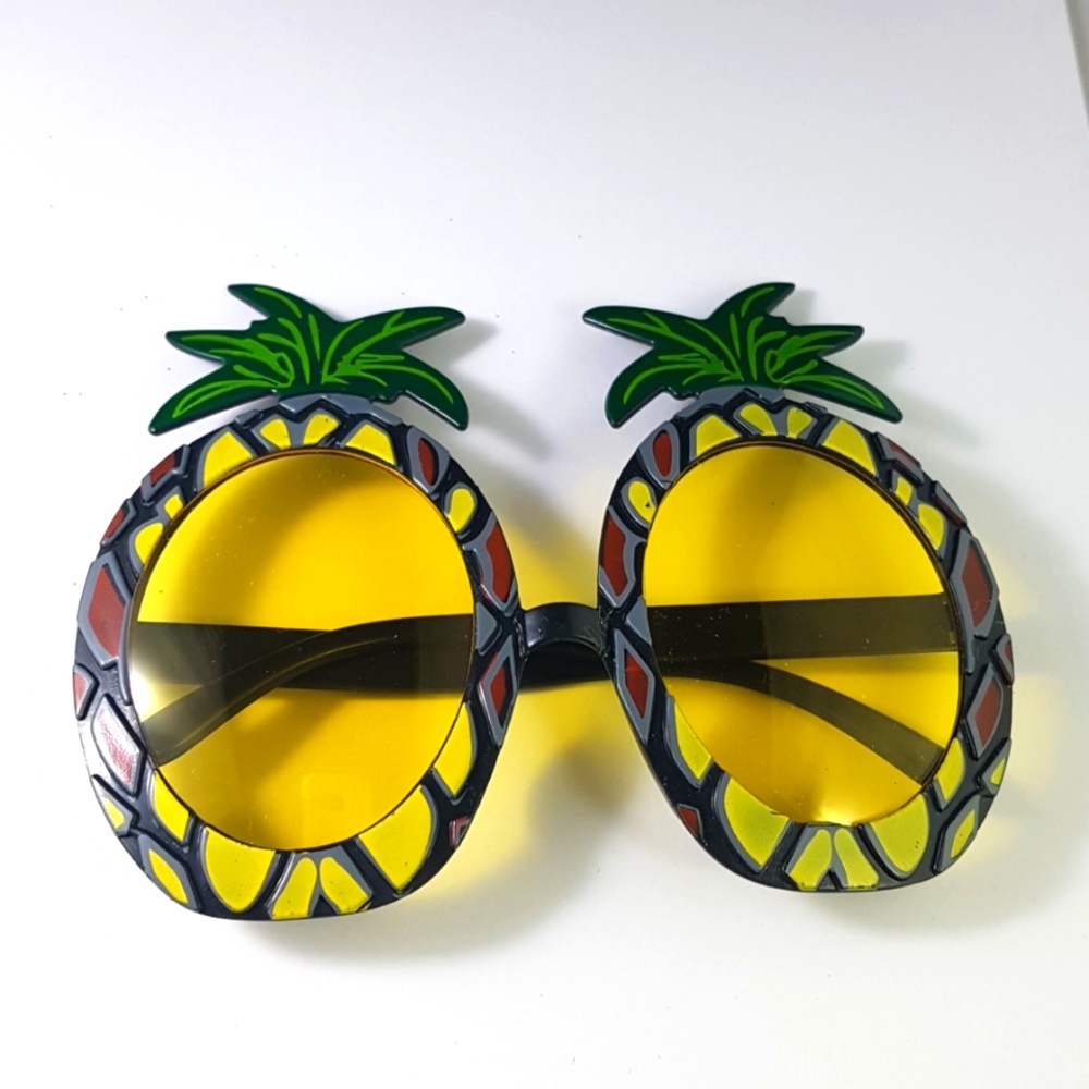 3/25$ Beach Party Glasses